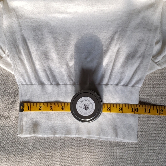 Banana Republic v-neck short sleeved sweater - Picture 6 of 10